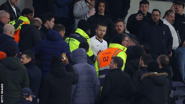 Eric Dier confronts fan in stands