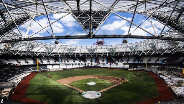 MLB Communications on X: The @RedSox & @Yankees will play an historic  two-game series in London in 2019, marking the sport's first games ever  played in Europe, in the MLB London Series