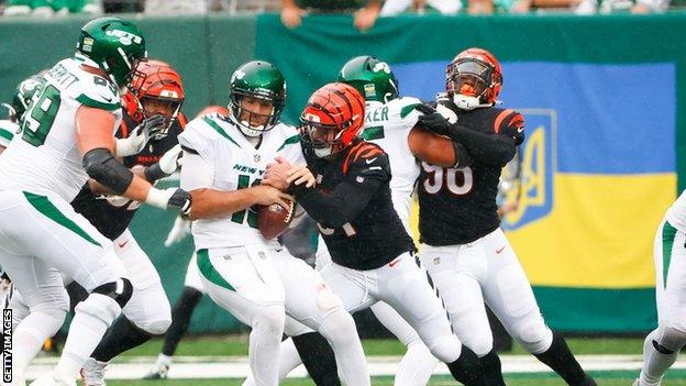 The New York Jets play the Cincinnati Bengals