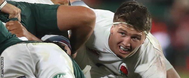 England flanker Tom Curry
