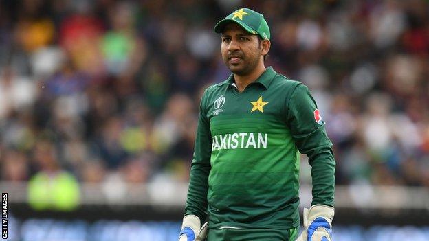 Sarfaraz Ahmed Sacked As Pakistan Captain In Test And T20 Cricket Bbc Sport