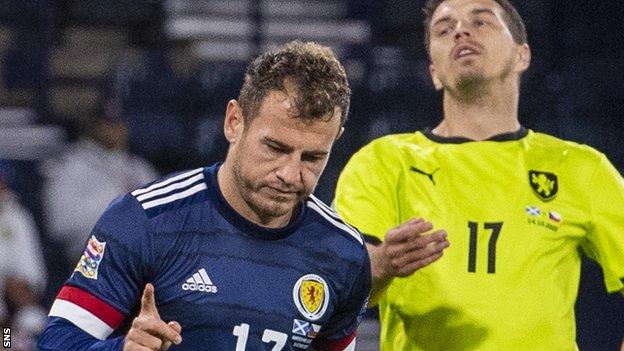 Scots go eight unbeaten with Czech win Ryan Fraser