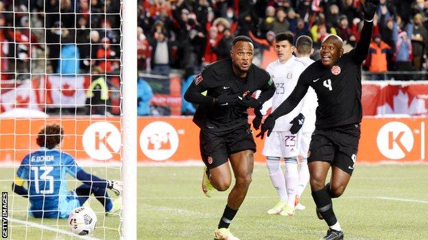 Canada celebrate beating Mexico