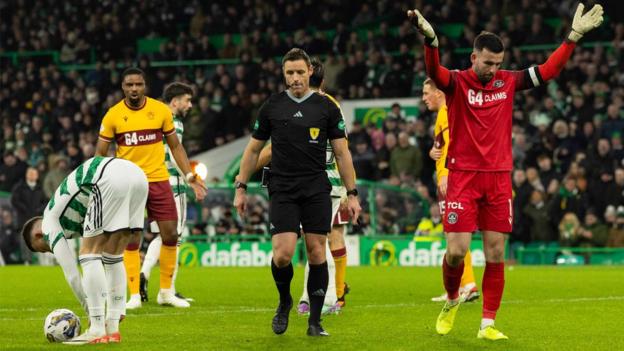 Liam Kelly v Celtic