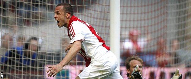 Ajax defender Johnny Heitinga