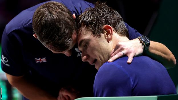 Jack Draper is consoled by British Davis Cup captain Leon Smith