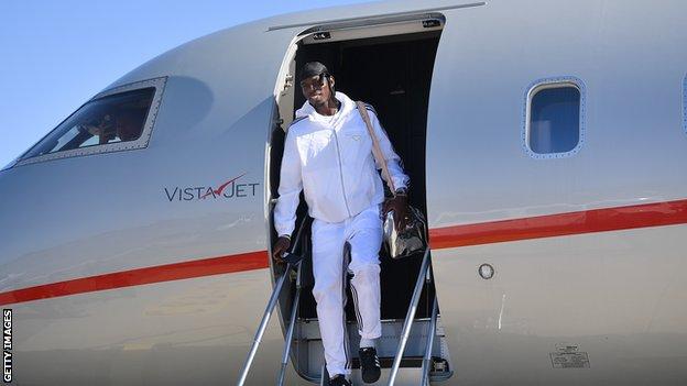 Paul Pogba arrives in Turin