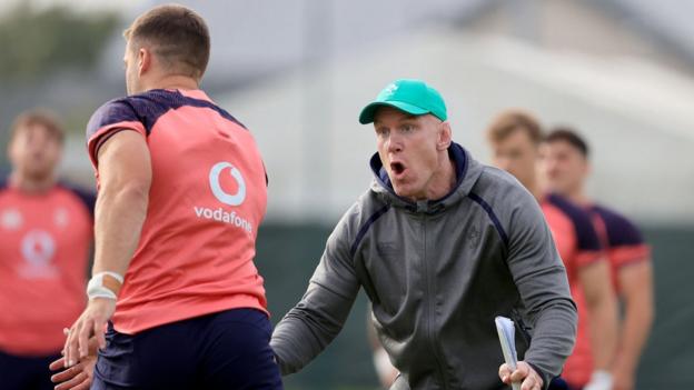 Paul O'Connell calls out to an Ireland player during training in France