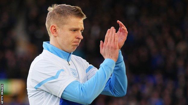 Zinchenko prior to the game at Goodison Park on Saturday