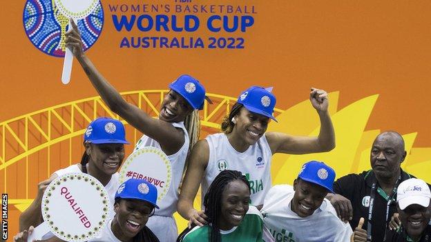 Nigeria's women celebrate qualifying for the 2022 Basketball World Cup