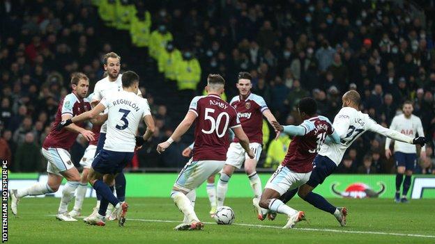 Tottenham 2-1 West Ham: Spurs move into Carabao Cup semi-finals - BBC Sport