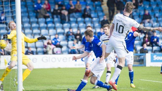 Robert Thomson scores