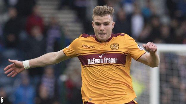 Chris Cadden in action for Motherwell