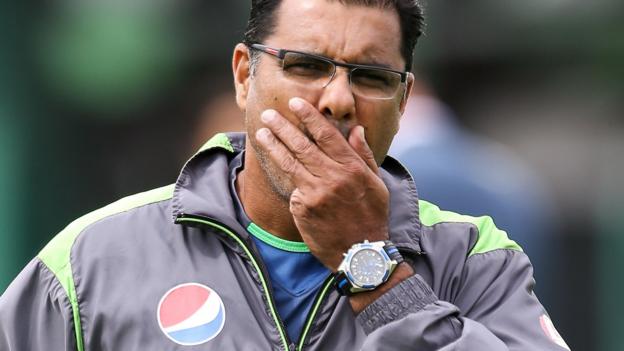 Image result for waqar yunus finger