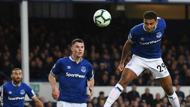 Everton 2 0 Crystal Palace Hosts Score Twice In Last Three Minutes Bbc Sport