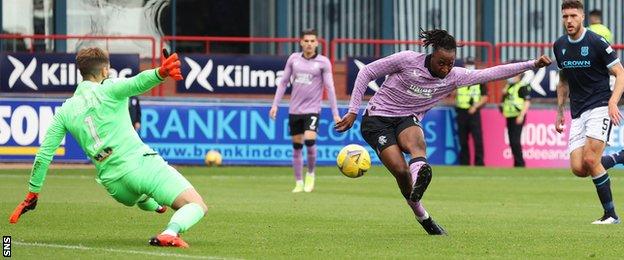 Rangers Joe Arino scores