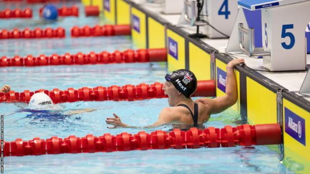 Suzanna Hext in the pool after winning the world title in 50m freestyle at the World Championships