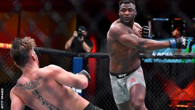 Francis Ngannou knocks down Stipe Miocic