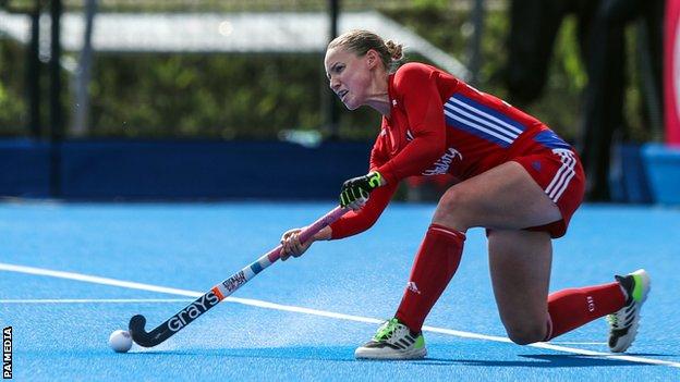 Sarah Robertson en acción para Gran Bretaña