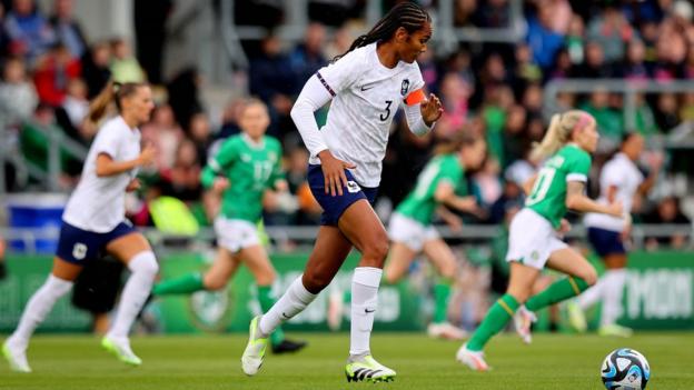 Wendie Renard in action against the Republic of Ireland in Dublin last June