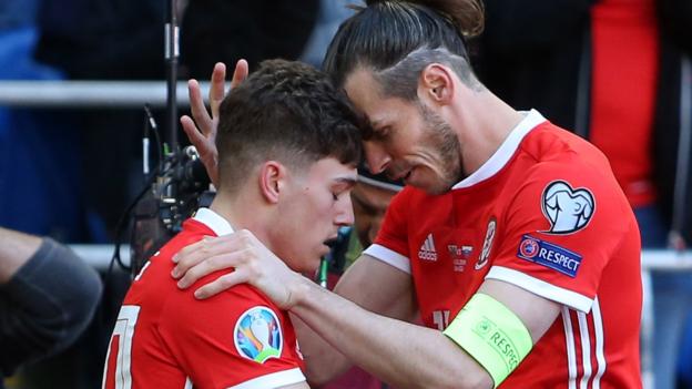 Daniel James: Wales winger has 'learnt' from Ryan Giggs ...