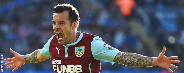 Ross Wallace celebrates with Burnley