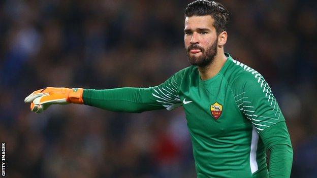 Alisson picks No.19 - AS Roma