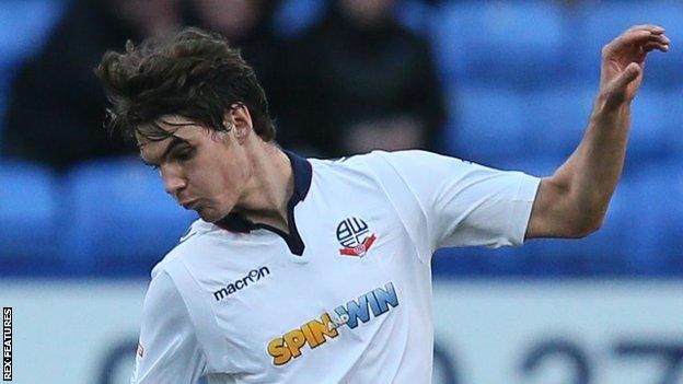 Bolton Wanderers Babe Midfielder Alex Perry Signs First Professional Contract BBC Sport