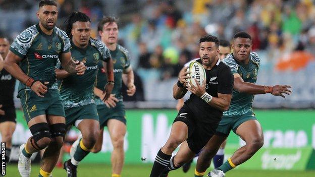 Richie Mo’unga scoring a try for New Zealand against Australia