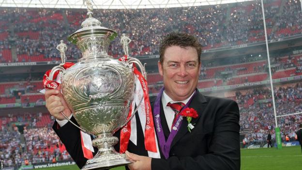 Daniel Anderson with the Challenge Cup successful  2008