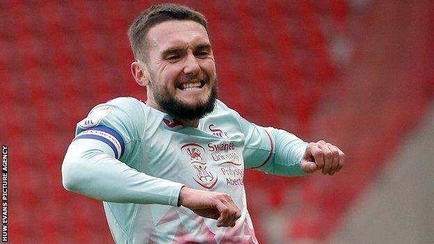 _116739032_cdf_300121_rotherham_v_swansea_17.jpg