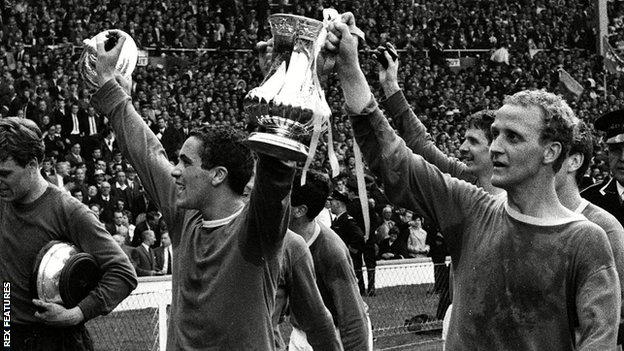 Alex Young (right) lifts the FA Cup with Everton in 1966