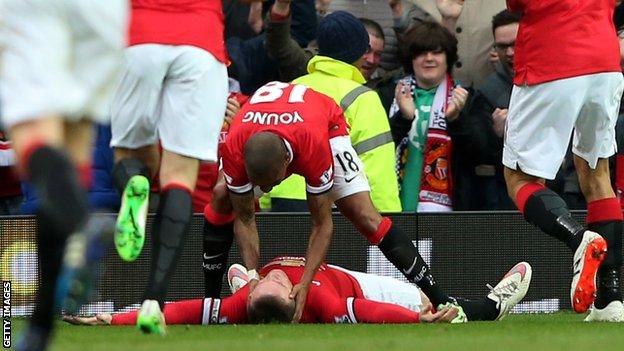 Wayne Rooney knocked out