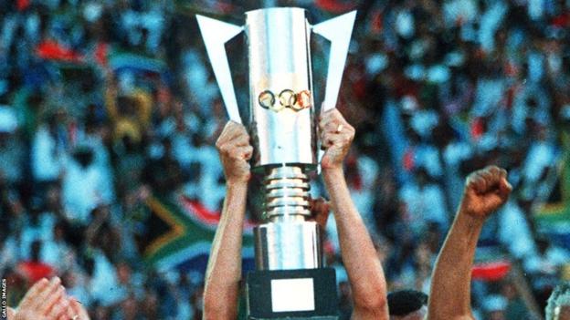 The former style of the Africa Cup of Nations trophy
