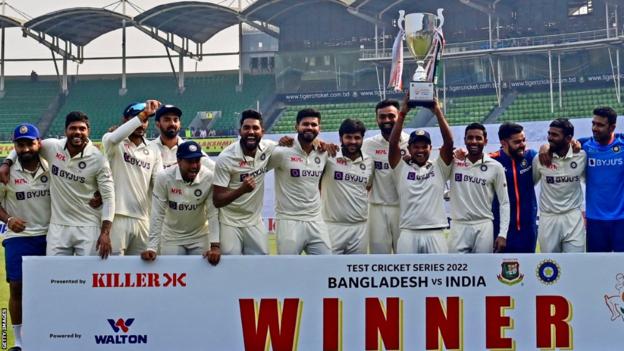 India celebrate beating Bangladesh