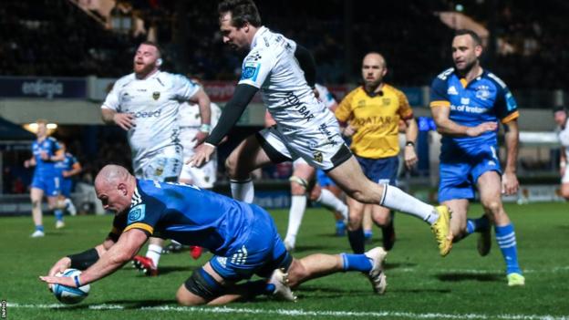 Rhys Ruddock goes over for Leinster's third try against Dragons in Dublin