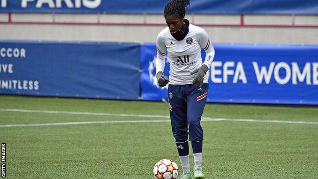 Aminata Diallo: Paris St-Germain midfielder returns after arrest over attack on team-mate thumbnail