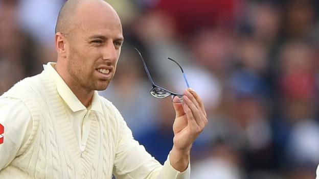 Jack Leach: Somerset's England spinner signs contract extension to 2022