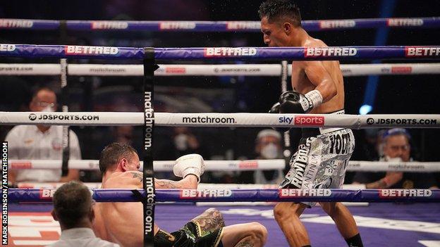 Josh Warrington stunned by Mauricio Lara in knockout defeat at Wembley Arena - BBC Sport