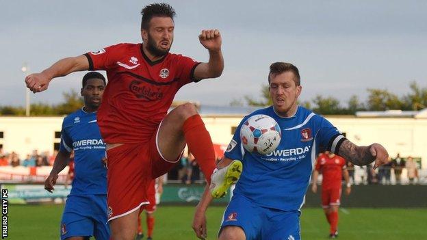 Truro City lost at home to Hayes and Yeading on Tuesday