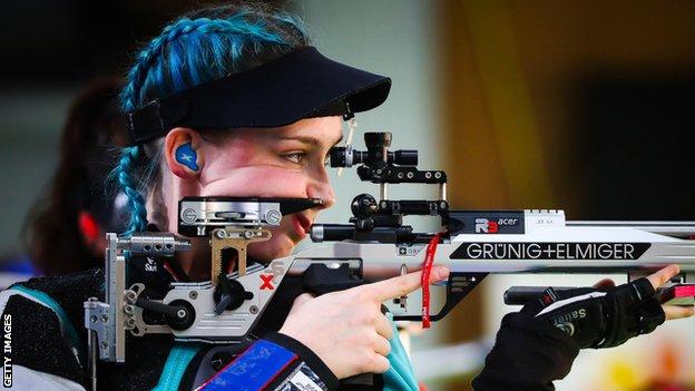 Tokyo Olympics: Shooter Seonaid McIntosh follows in family footsteps ...