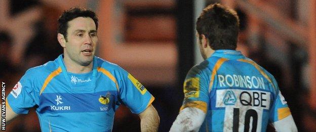 Stephen Jones replaces Nicky Robinson for Wasps in 2013