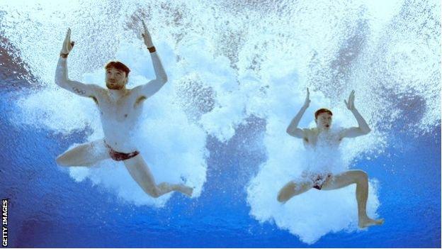 Matty Lee and Noah Williams underwater