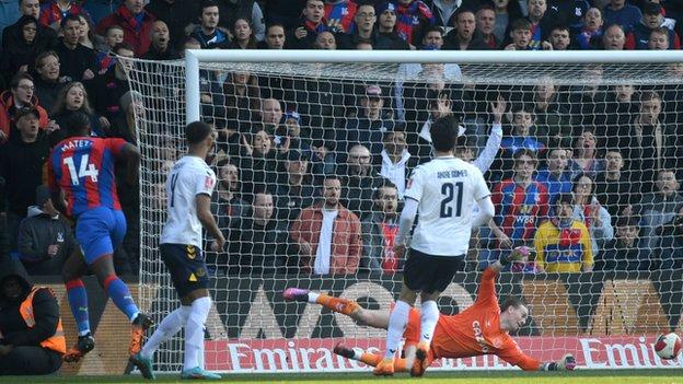 Crystal Palace score their second of four against Everton