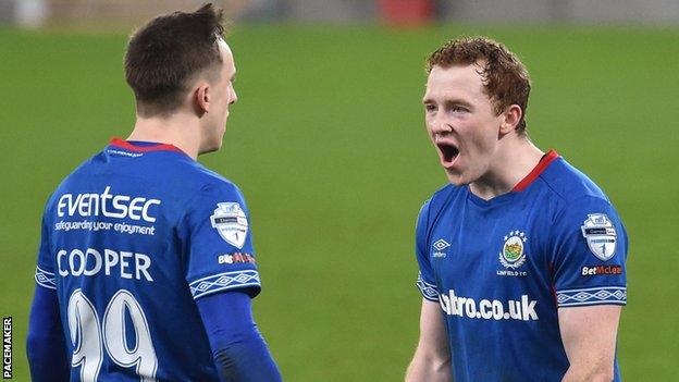 Shayne Lavery's double helped Linfield open up a six-point lead over Larne