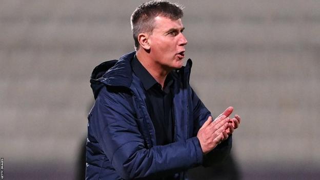 Stephen Kenny prøver å heie på Republikken Irland i søndagens vennskapsseier på Malta