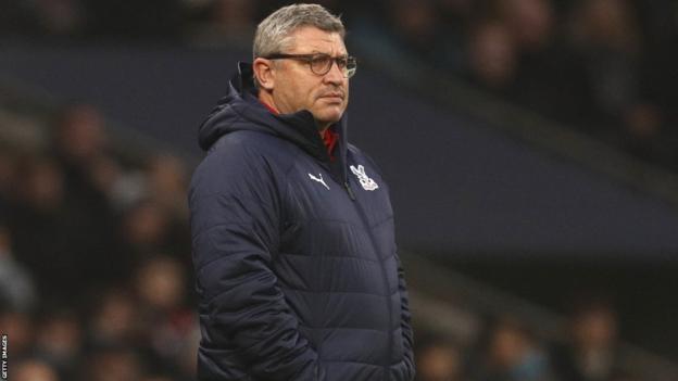 Osian Roberts during his time a Crystal Palace