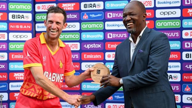 Zimbabwe cricket player Sean Williams (left) and managing director Givemore Makoni