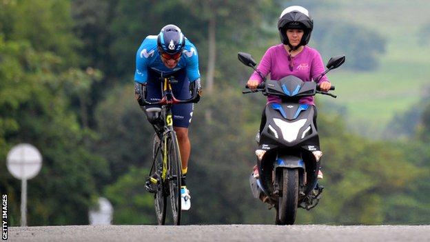 Florian in training, accompanied by his wife Angie