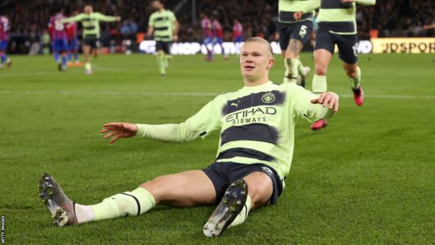 Erling Haaland celebrates